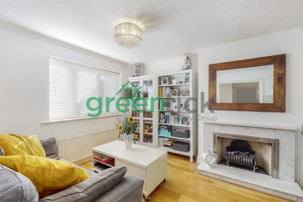 Chinnery Close, Enfield